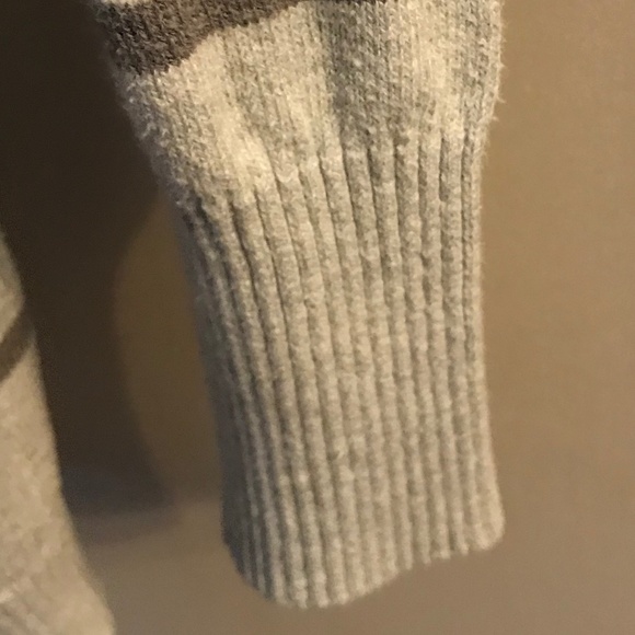 striped Cadigan - Picture 7 of 9